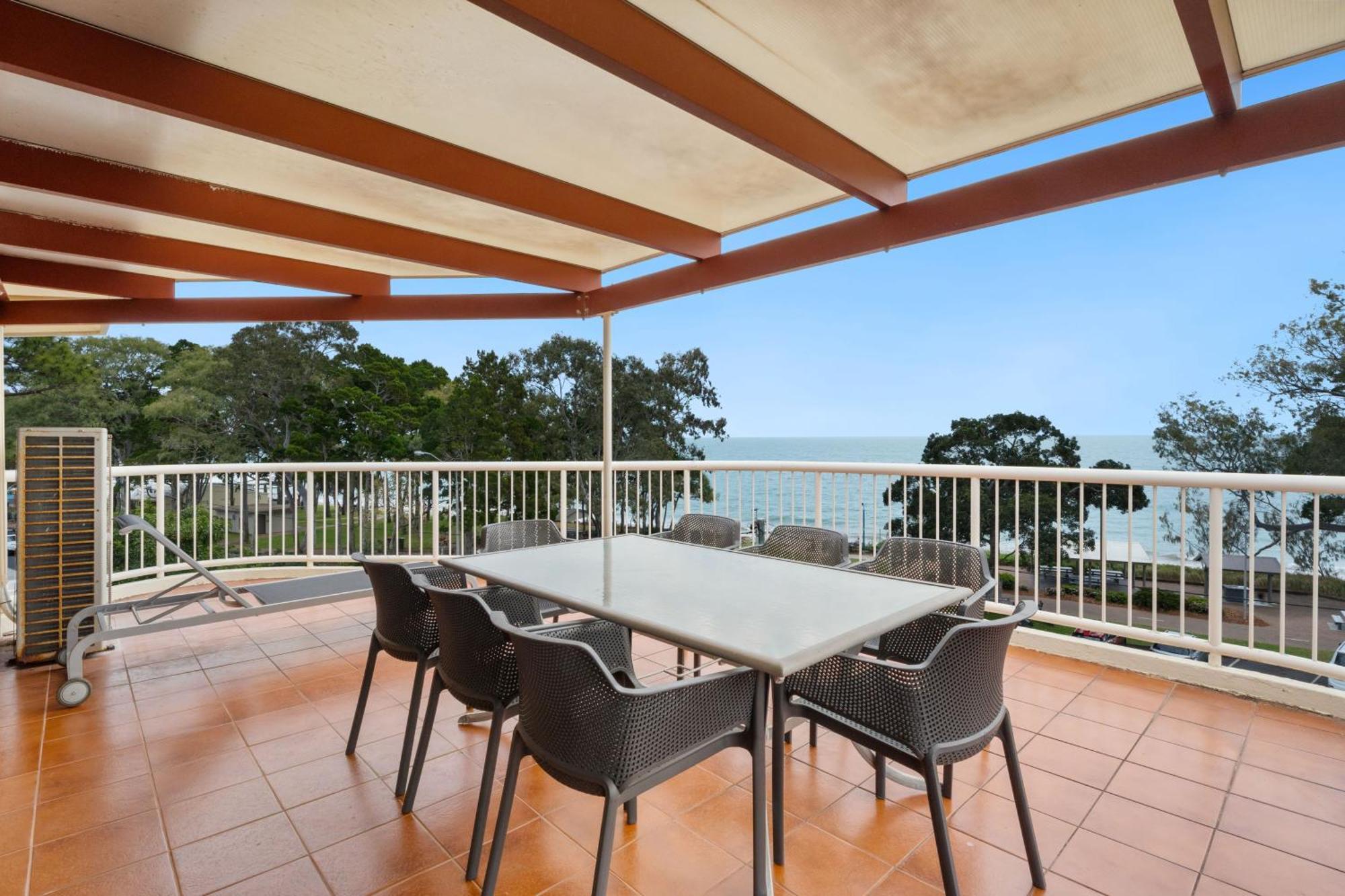 Charlton On The Esplanade Aparthotel Hervey Bay Luaran gambar