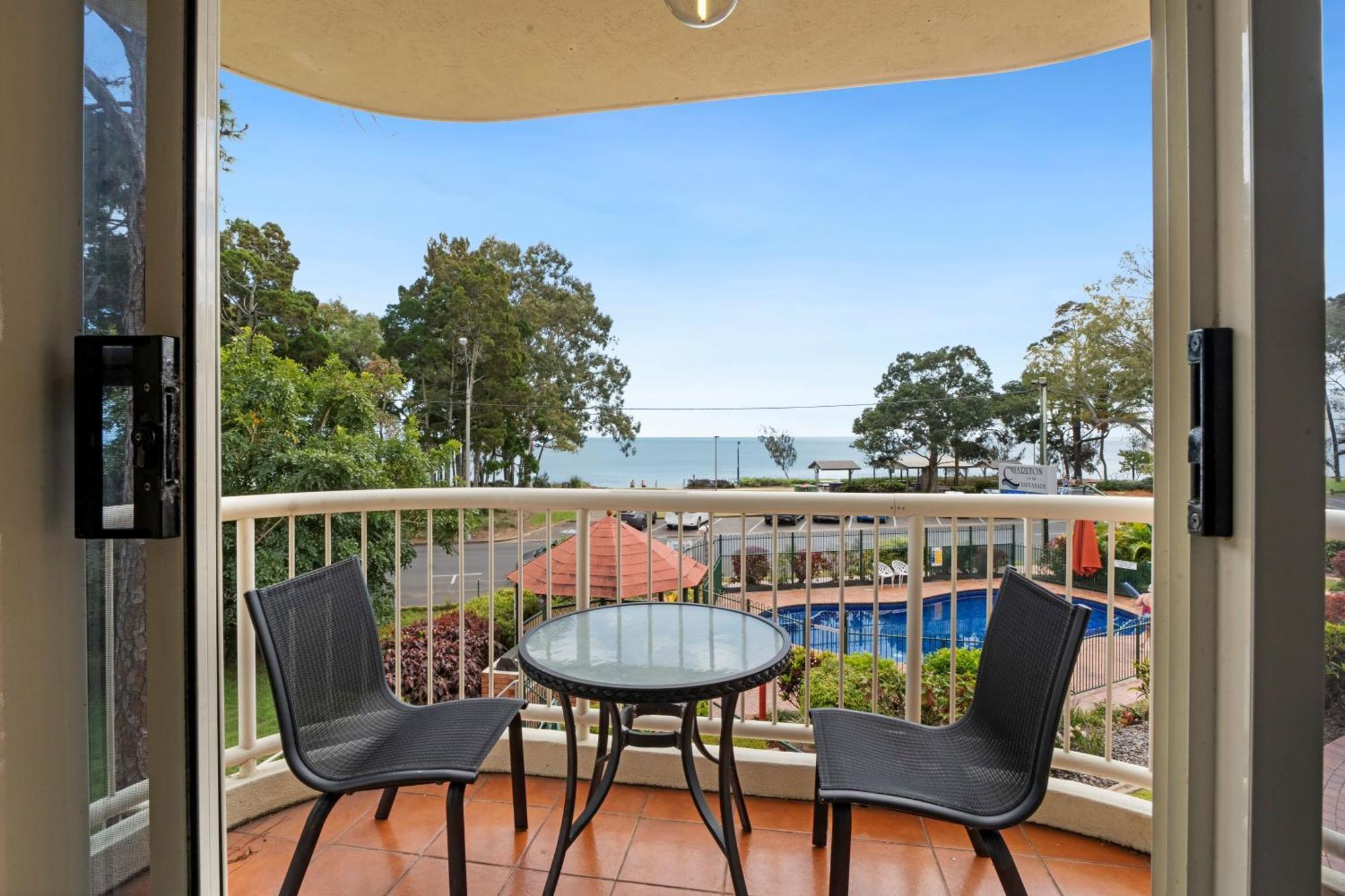 Charlton On The Esplanade Aparthotel Hervey Bay Luaran gambar